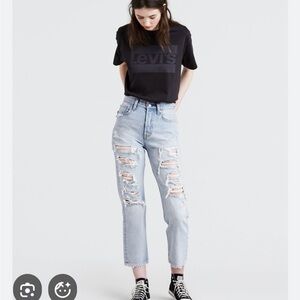 Levi's Women's Wedgie Straight Light Wash Distressed High-Rise Jeans